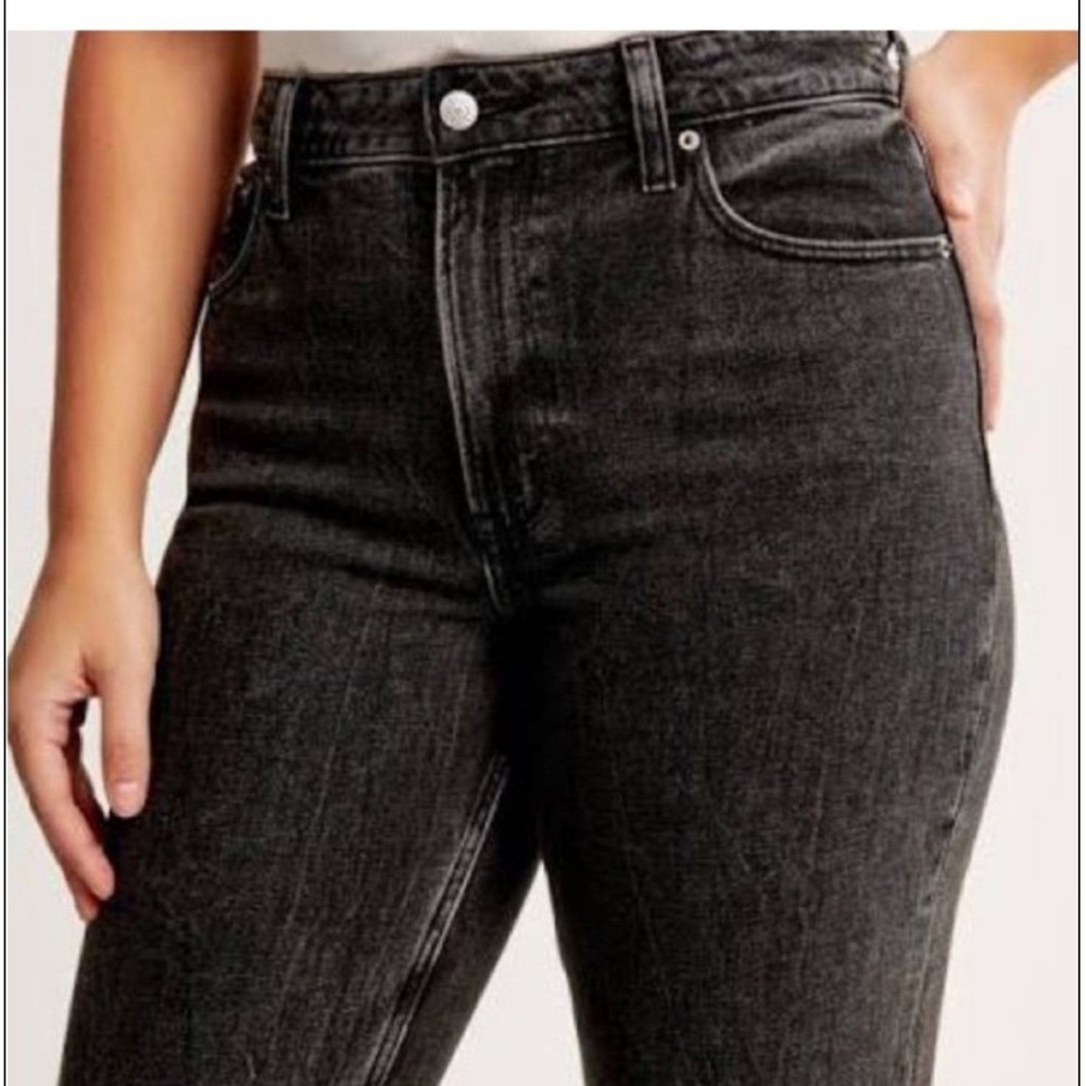 Abercrombie & Fitch Curve Love The Mom High Rise Jeans Black 29 8R - Picture 3 of 11